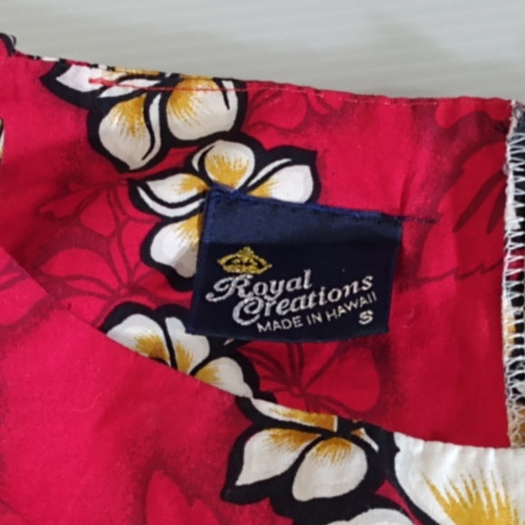 Royal Creations spaghetti strap, red floral maxi dress, Sm - Picture 10 of 11